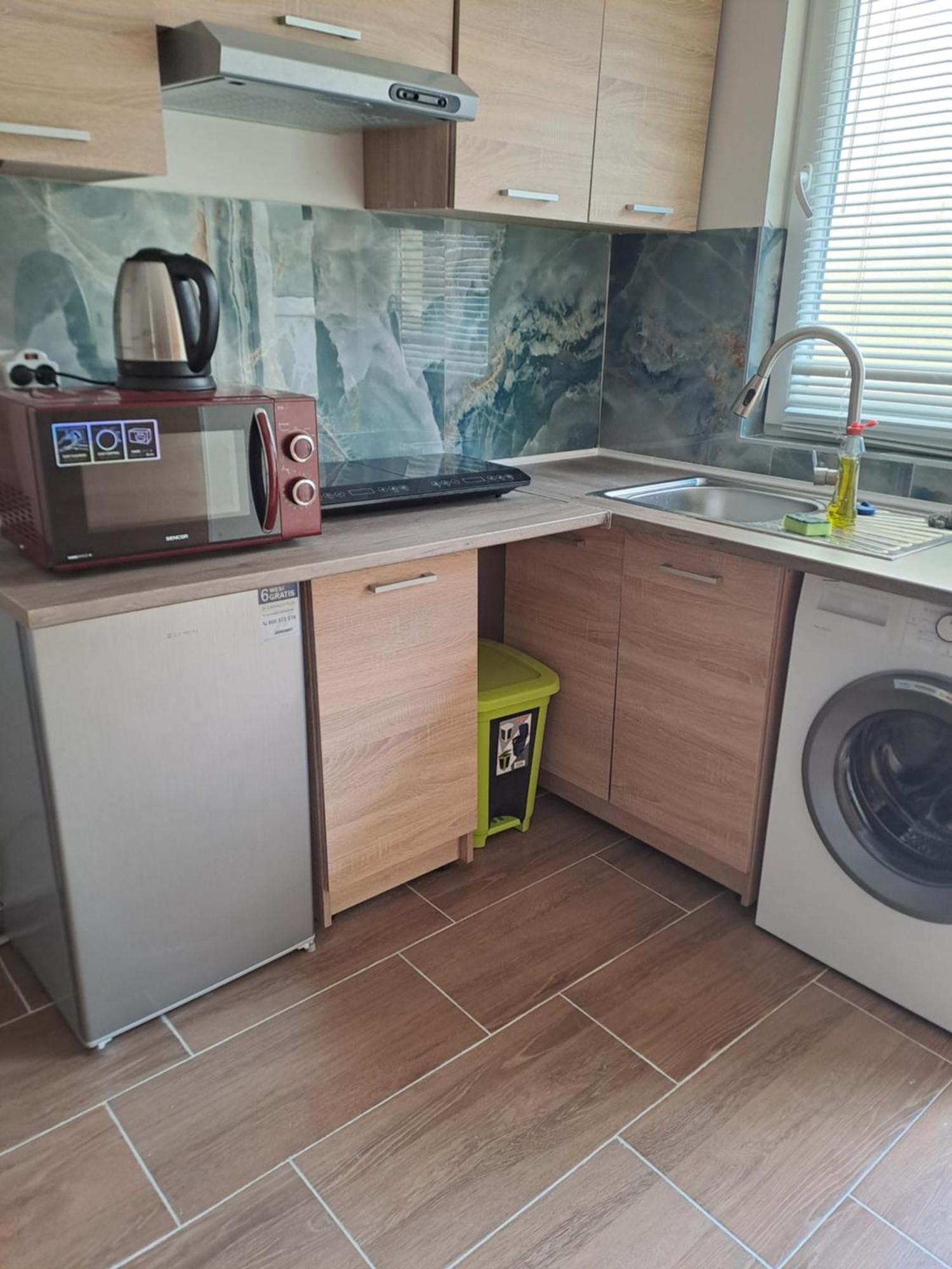 Apartmán Nha Nghi Cho Cap Doi Va Gia Dinh Praha Exteriér fotografie